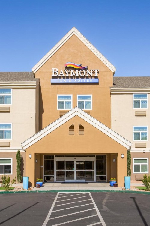 Baymont by Wyndham Albuquerque Airport - image 7