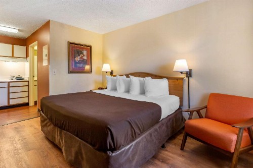 Suburban Extended Stay Albuquerque - image 14