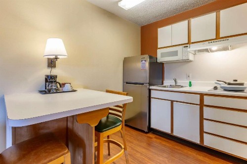 Suburban Extended Stay Albuquerque - image 16
