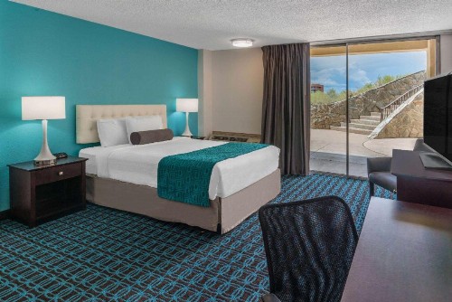 Howard Johnson by Wyndham Albuquerque Midtown - image 34