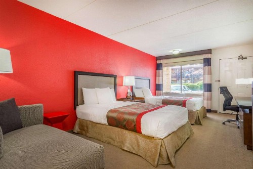 Ramada by Wyndham Albuquerque Airport - image 40