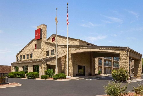 Ramada by Wyndham Albuquerque Airport - image 8