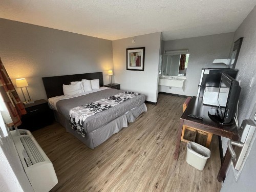 Extend-A-Suites Albuquerque West - image 1