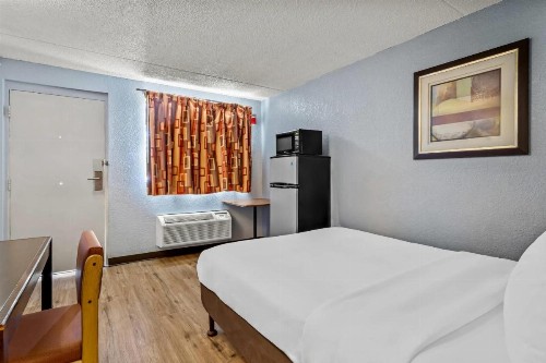 Extend-A-Suites Albuquerque West - image 16