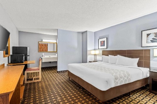 Extend-A-Suites Albuquerque West - image 20