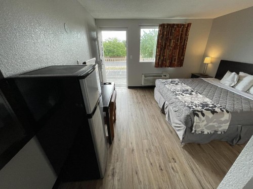 Extend-A-Suites Albuquerque West - image 25