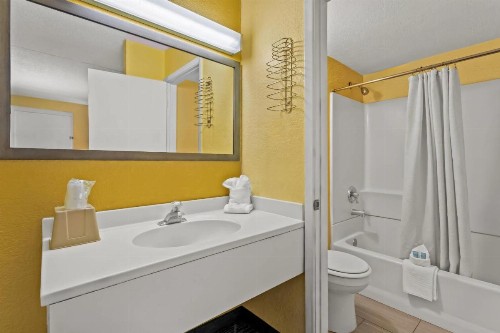Extend-A-Suites Albuquerque West - image 36