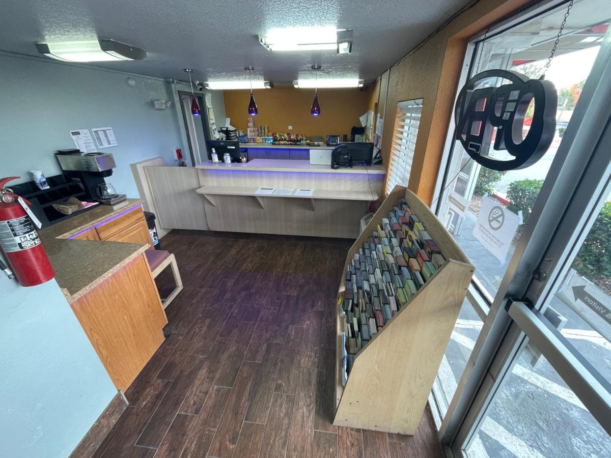 Extend-A-Suites Albuquerque West - image 7