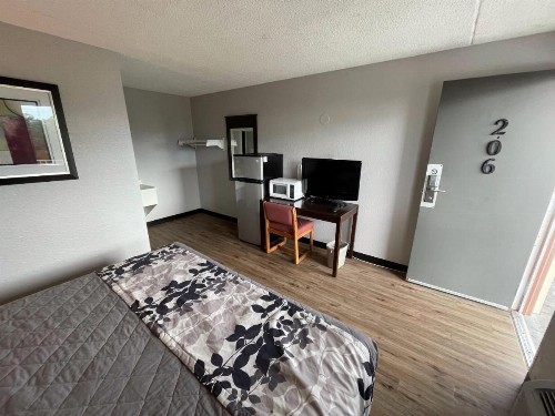 Extend-A-Suites Albuquerque West - image 9