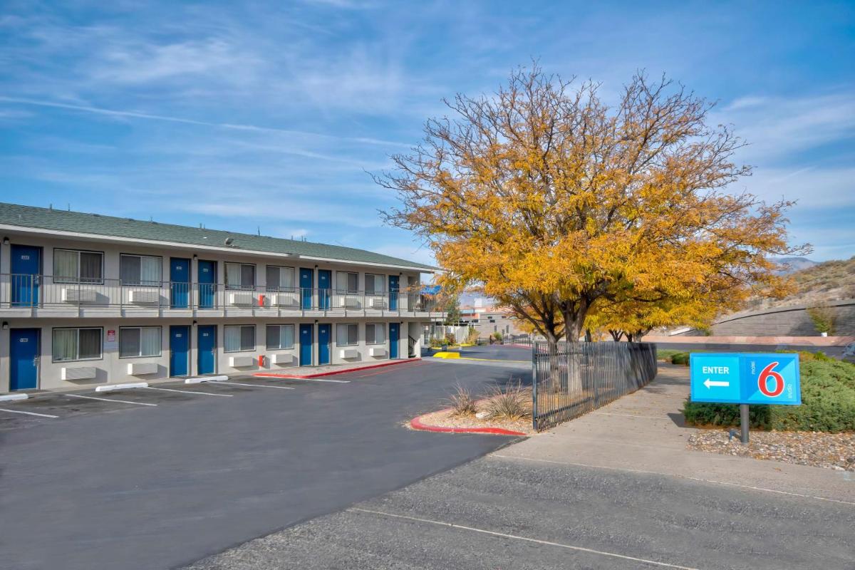 Motel 6-Albuquerque NM - Midtown - main image