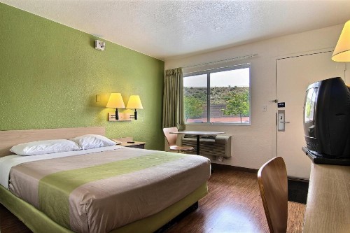 Motel 6-Albuquerque NM - Midtown - image 35