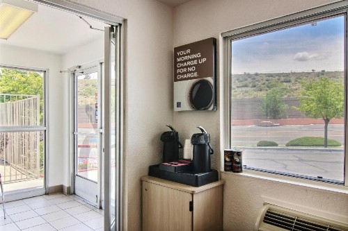 Motel 6-Albuquerque NM - Midtown - image 36