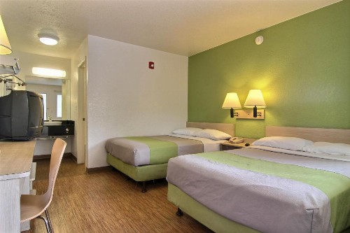 Motel 6-Albuquerque NM - Midtown - image 43