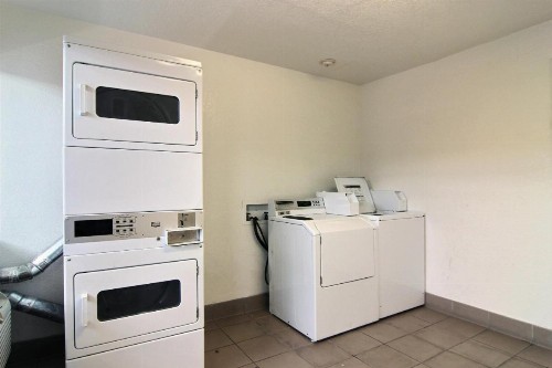 Motel 6-Albuquerque NM - Midtown - image 47
