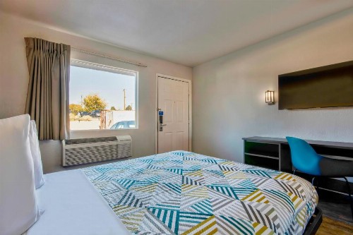 Motel 6-Albuquerque NM - Carlisle - image 41