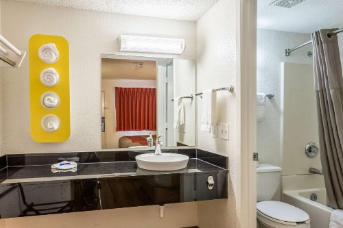 Motel 6-Albuquerque NM - South - Airport - image 12