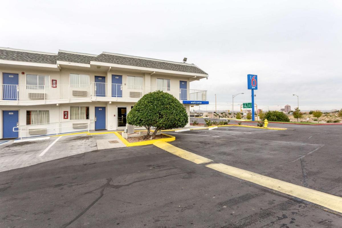 Motel 6-Albuquerque NM - South - Airport - image 3