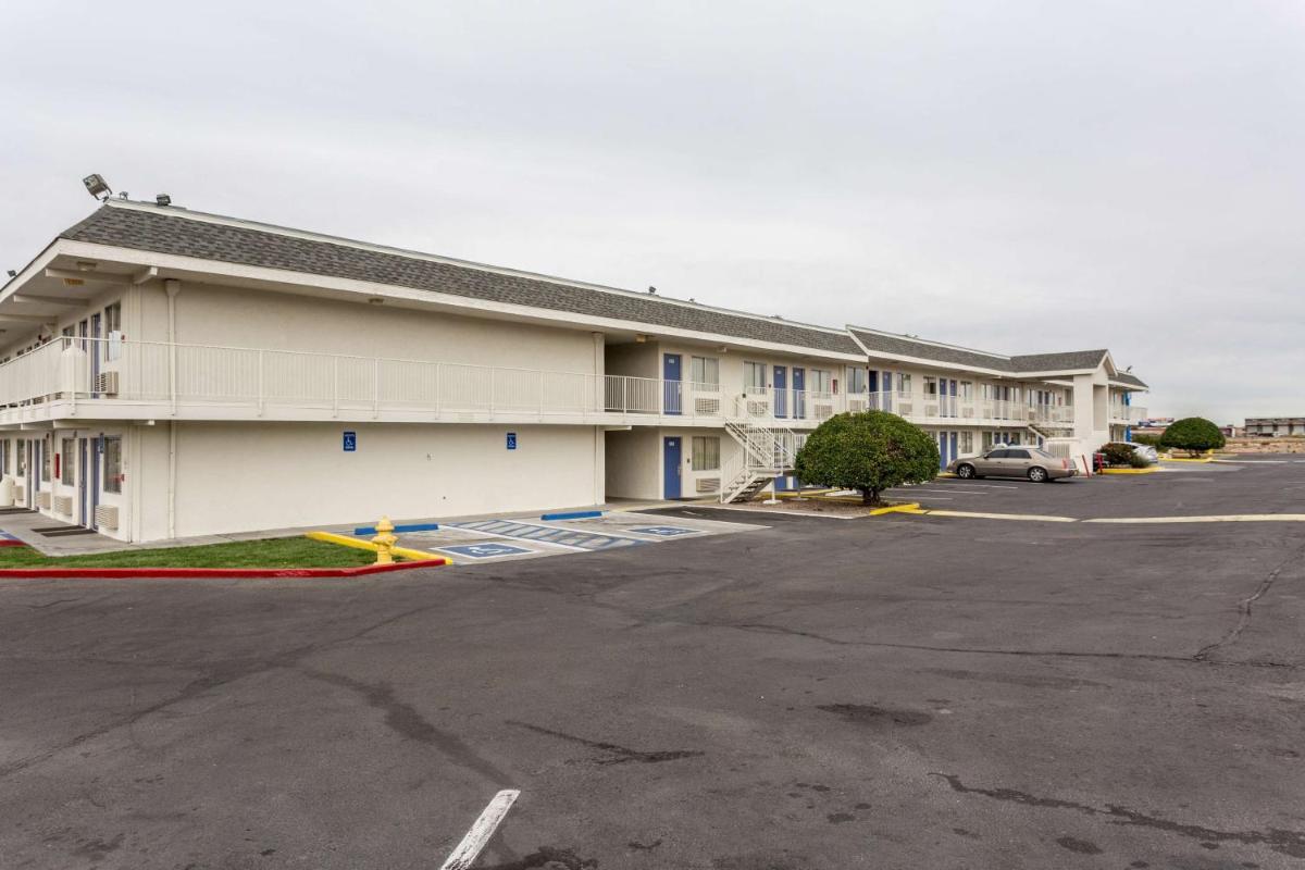 Motel 6-Albuquerque NM - South - Airport - image 4