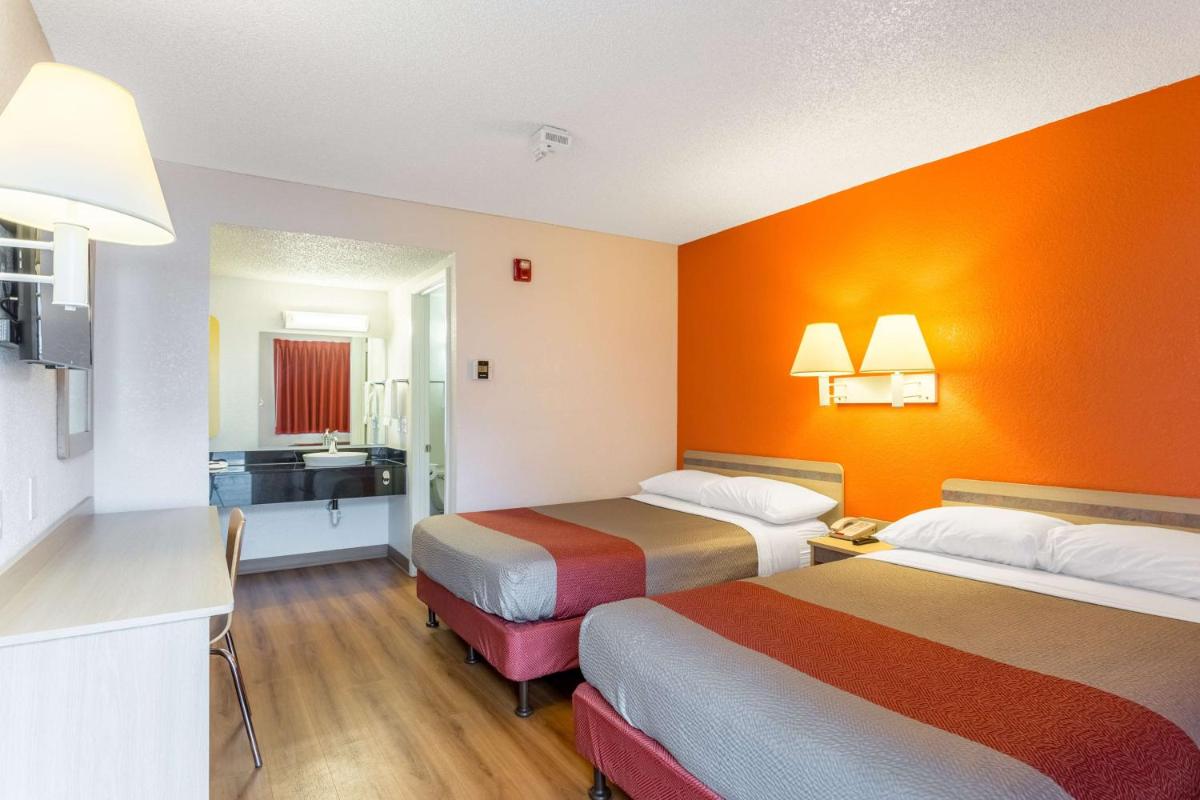 Motel 6-Albuquerque NM - South - Airport - image 7