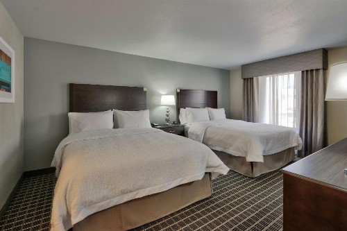 Hampton Inn & Suites Albuquerque Airport - image 16
