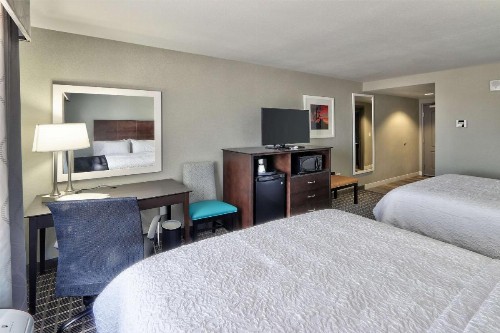 Hampton Inn & Suites Albuquerque Airport - image 21