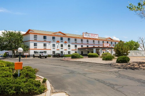 Siegel Select Albuquerque - image 9