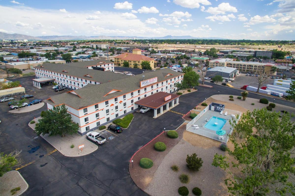 Siegel Select Albuquerque - image 2