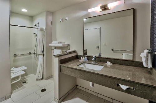 Fairfield Inn & Suites by Marriott Albuquerque North - image 16