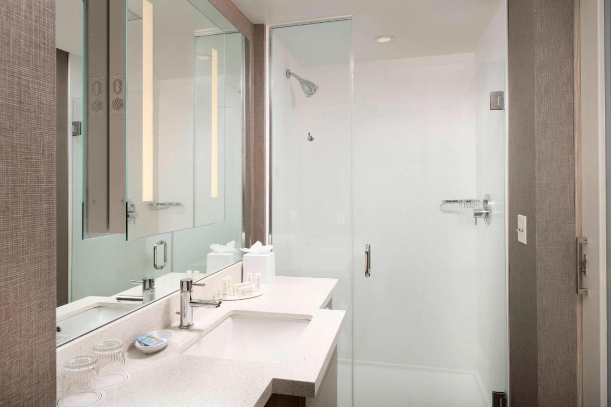 SpringHill Suites by Marriott Albuquerque North/Journal Center - image 7