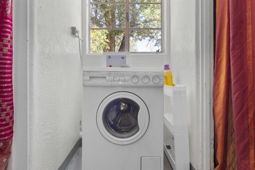 The Silver Studio - An Irvie Home - image 6