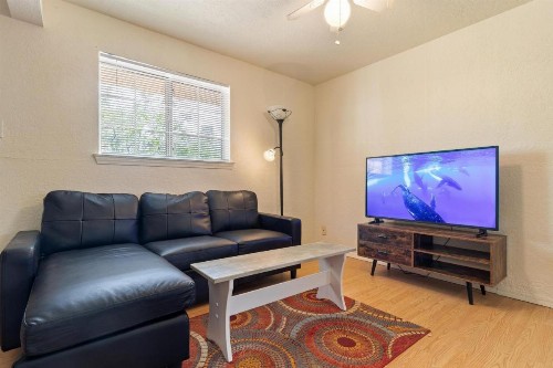 The Tingley Gardens A - An Irvie Home - image 11