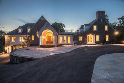 The Manor at Courtland Farm - image 3