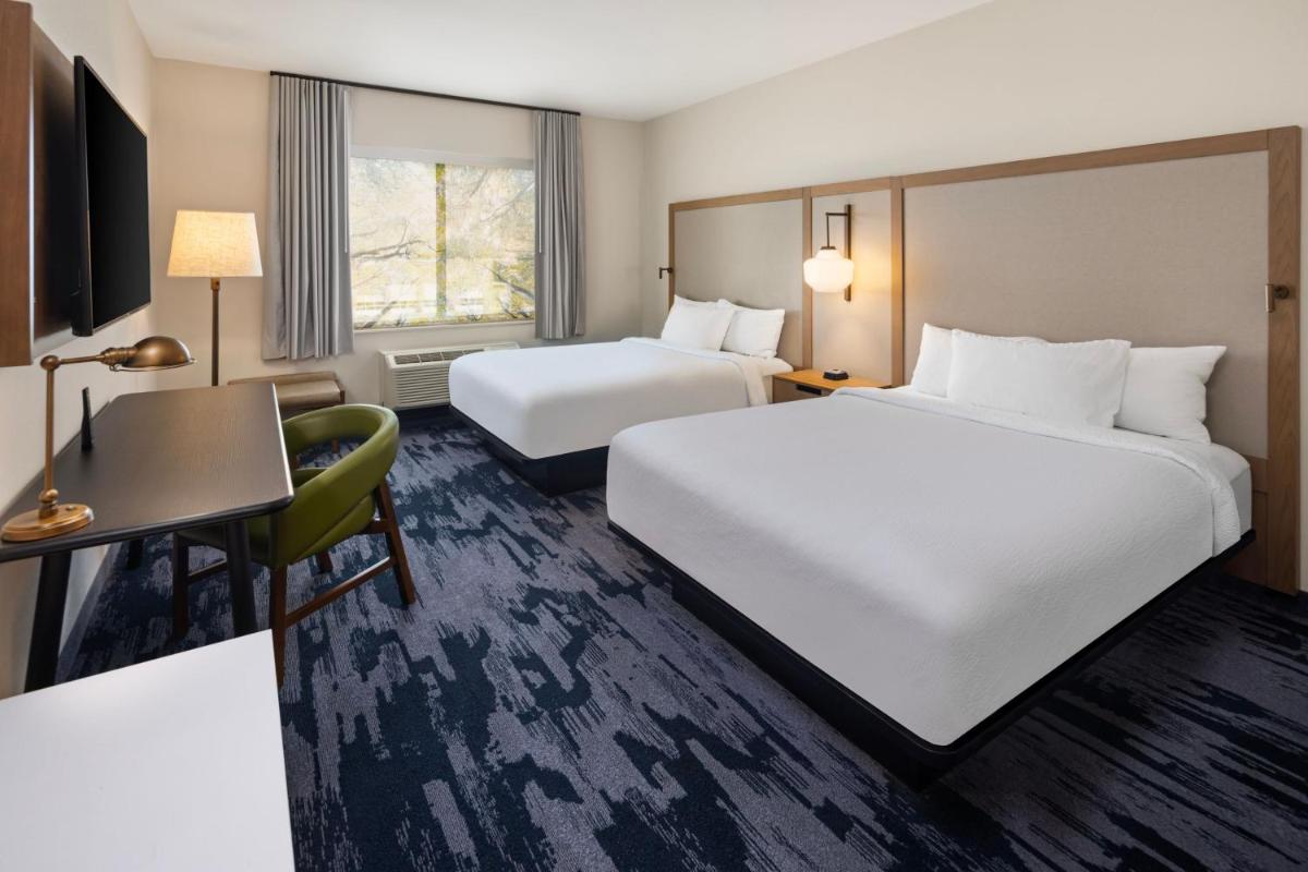 Fairfield Inn & Suites By Marriott Alexandria - image 3