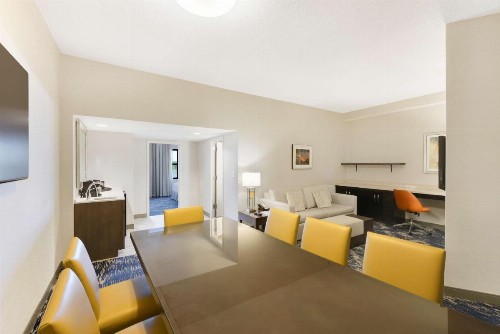 Embassy Suites Alexandria - Old Town - image 22