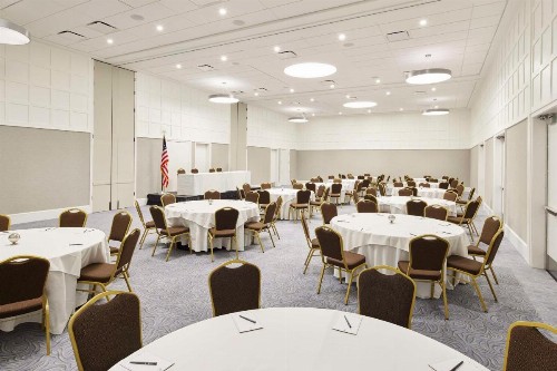 Embassy Suites Alexandria - Old Town - image 42