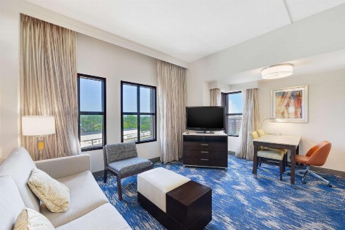 Embassy Suites Alexandria - Old Town - image 45
