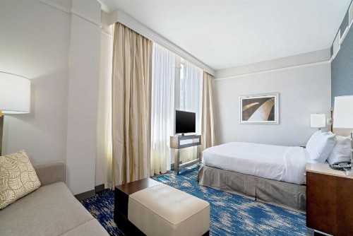 Embassy Suites Alexandria - Old Town - image 50