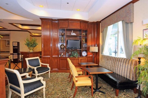 Hampton Inn Alexandria/Old Town - image 10