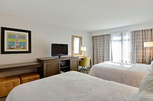 Hampton Inn Alexandria/Old Town - image 15