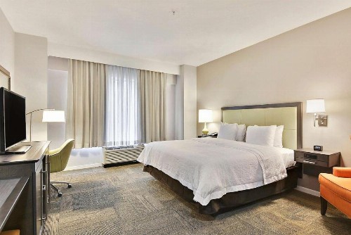 Hampton Inn Alexandria/Old Town - image 16