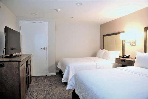 Hampton Inn Alexandria/Old Town - image 18