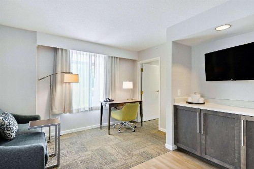 Hampton Inn Alexandria/Old Town - image 38