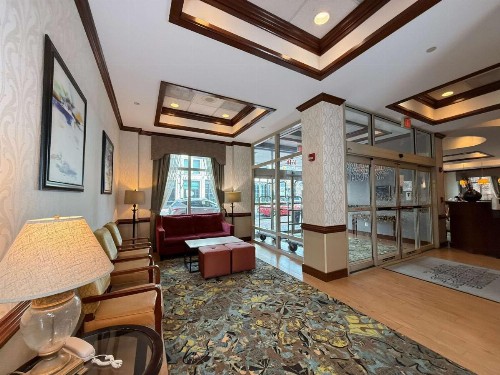Hampton Inn Alexandria/Old Town - image 39