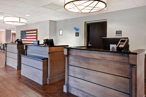 Hampton Inn & Suites Alexandria Old Town Area South - image 39