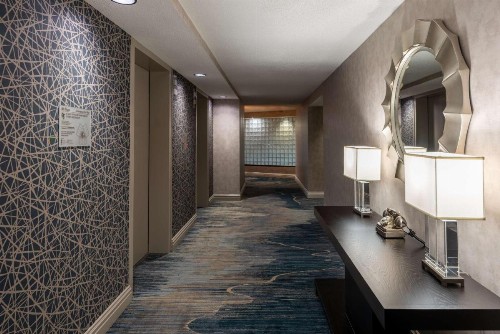 Hilton Alexandria Mark Center - image 18