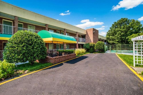 Quality Inn Mount Vernon - image 2