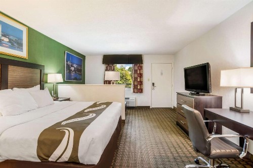 Quality Inn Mount Vernon - image 24