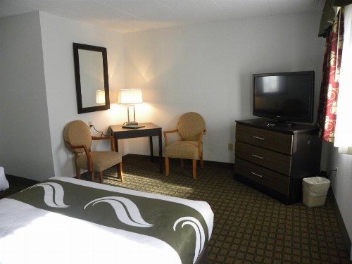 Quality Inn Mount Vernon - image 36
