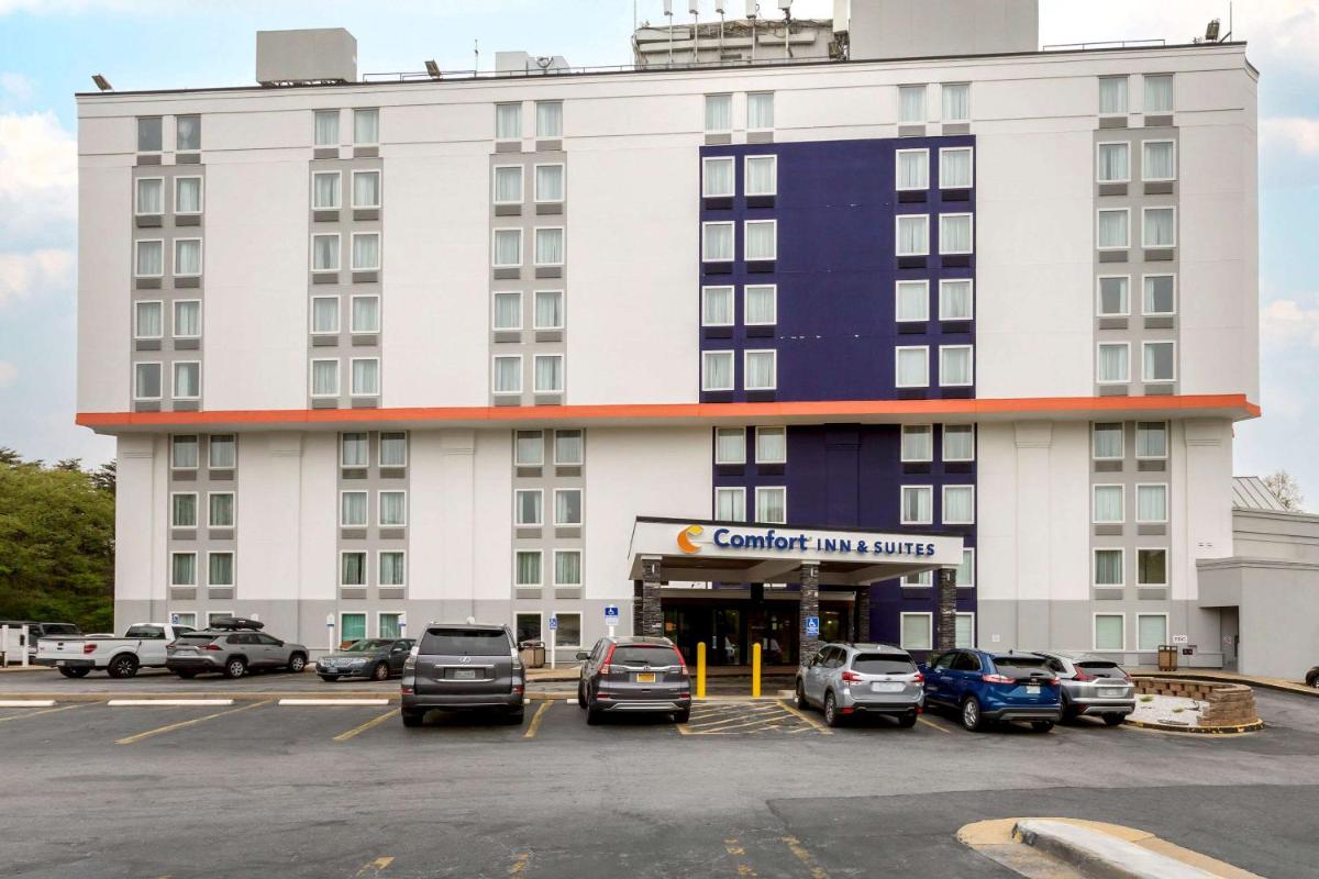 Comfort Inn & Suites Alexandria Van Dorn Street - image 3