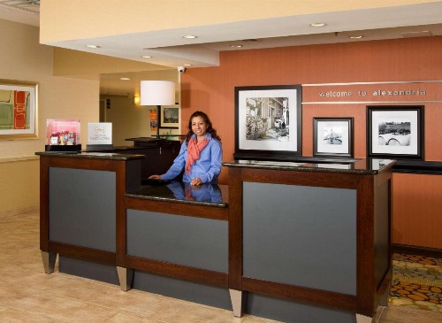 Hampton Inn Alexandria - image 18